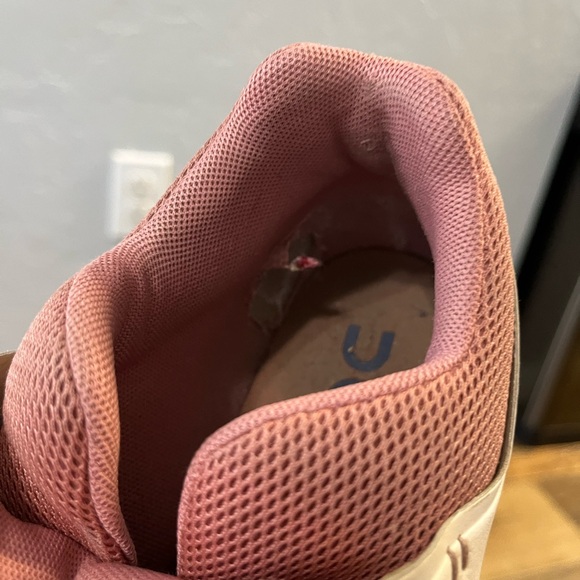 On Running Women's Sneakers - White and Pink - Picture 7 of 7